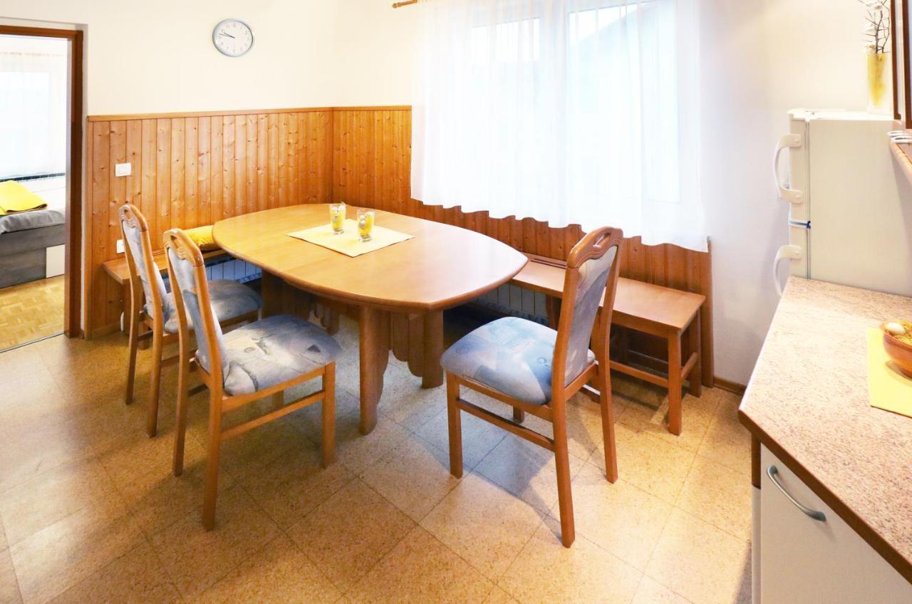 Apartma Vila Zigmund 체르크니차 외부 사진