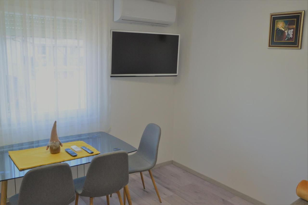Apartma Vila Zigmund 체르크니차 외부 사진