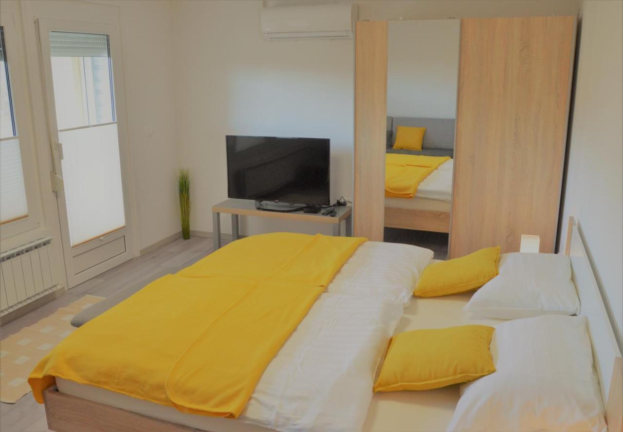 Apartma Vila Zigmund 체르크니차 외부 사진